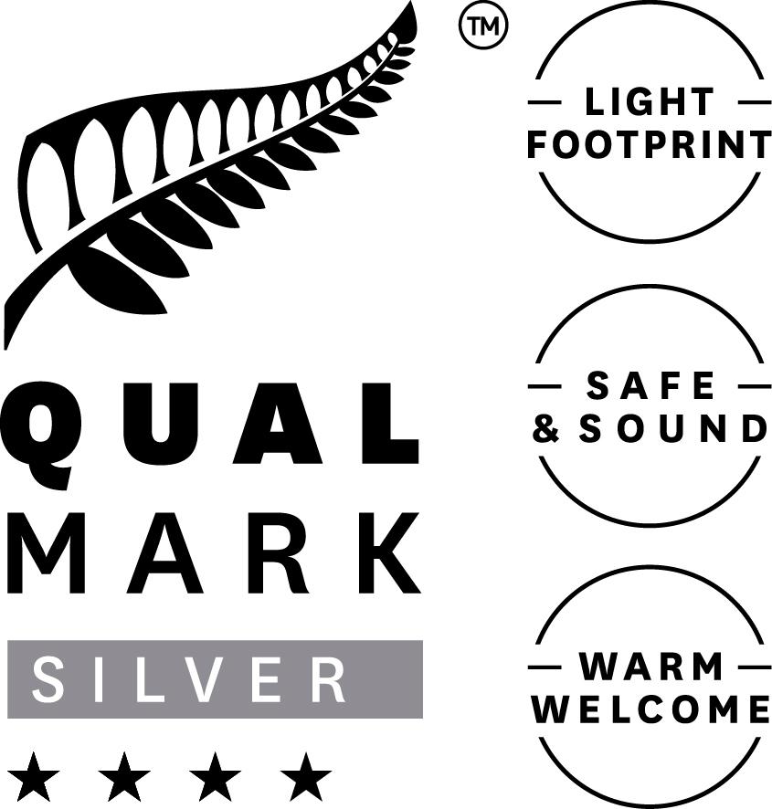 Stacked Qualmark 4 Star Silver Sustainable Tourism Business Award Logo